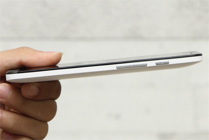 Điện thoại Asus Zenfone 5 (ROM 16GB)