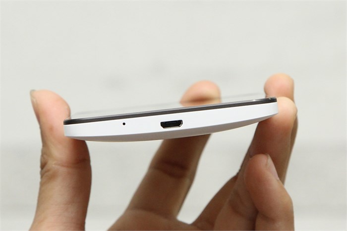 Điện thoại Asus Zenfone 5 (ROM 16GB)