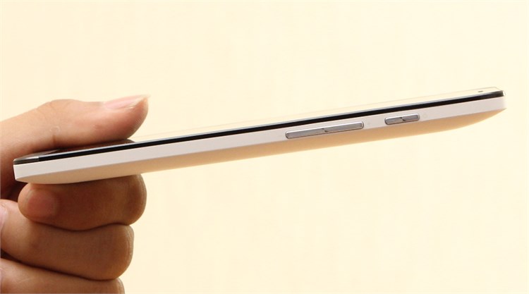 Điện thoại Asus Zenfone 5 (ROM 16GB)