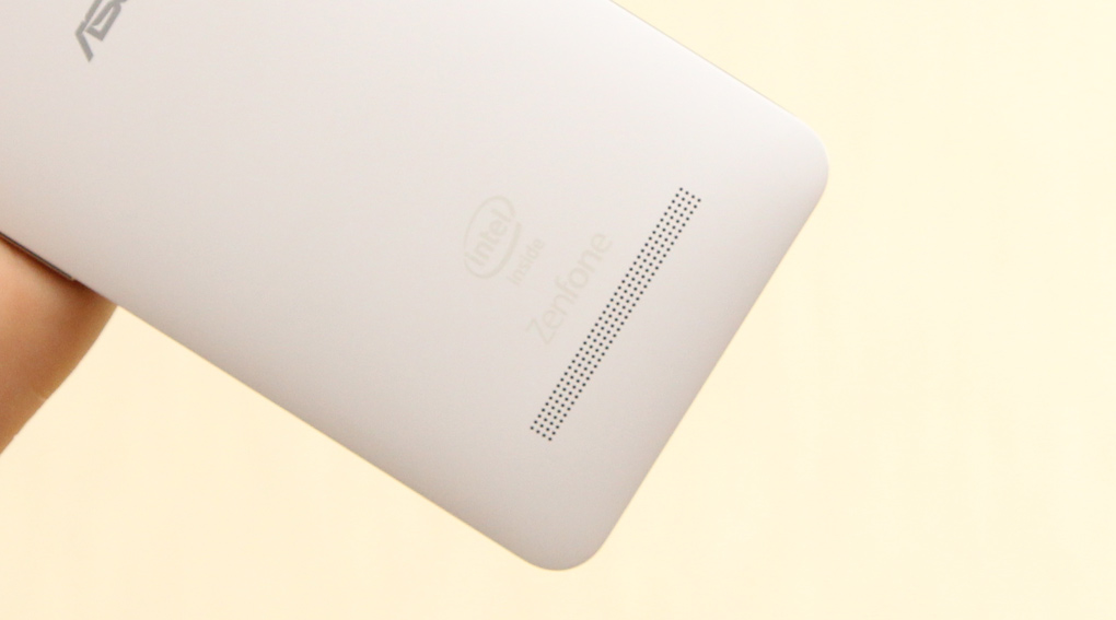 Điện thoại Asus Zenfone 5 (ROM 16GB)