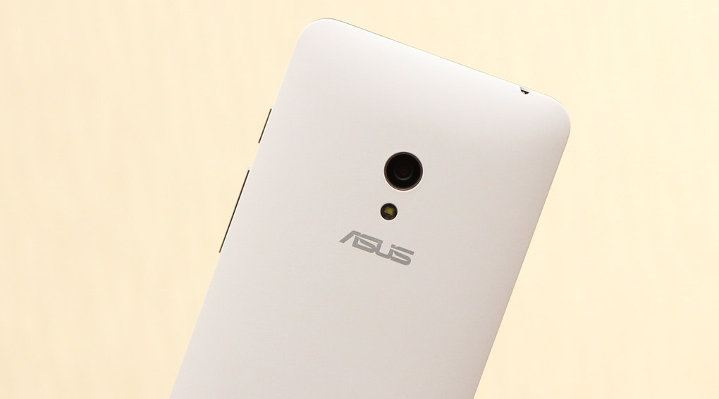 Điện thoại Asus Zenfone 5 (ROM 16GB)