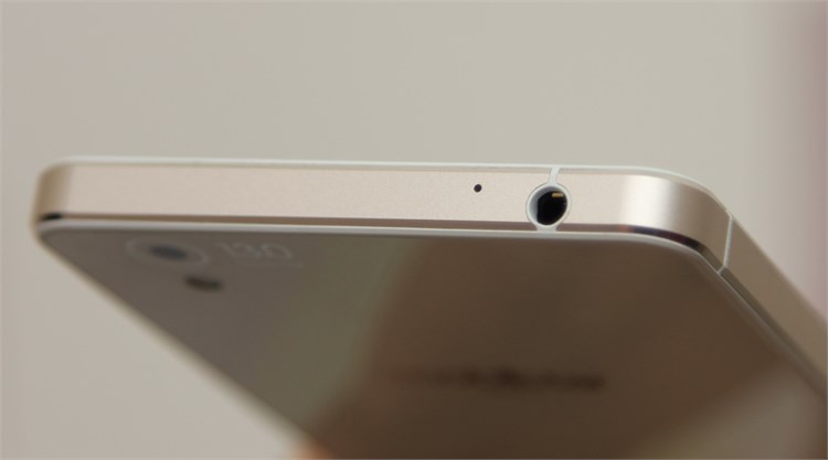 Điện thoại Mobiistar Prime X Màu Trắng