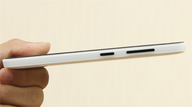 Điện thoại Microsoft Lumia 540 Màu Trắng