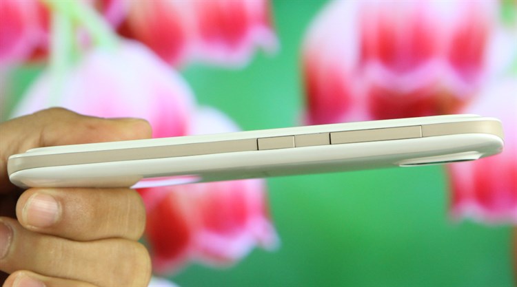 Điện thoại HTC Desire 326G