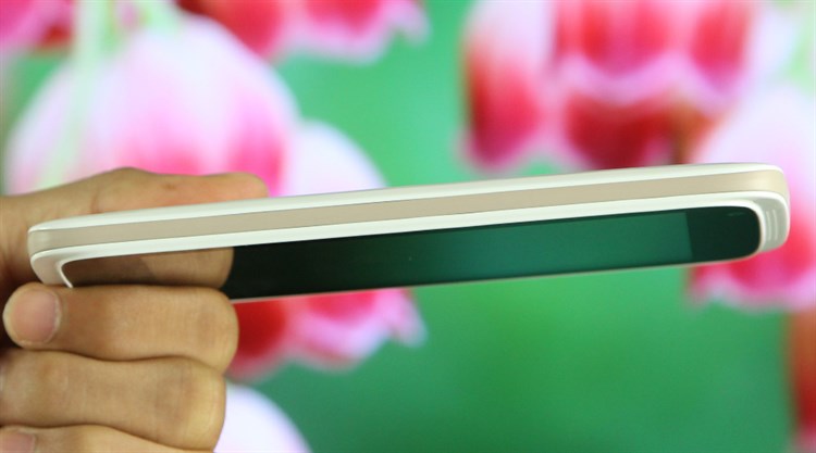 Điện thoại HTC Desire 326G