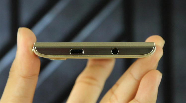 Điện thoại Mobiistar LAI Z Màu Vàng đồng