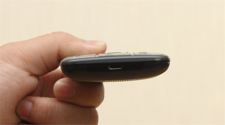 Điện thoại Philips E310 Màu Xám