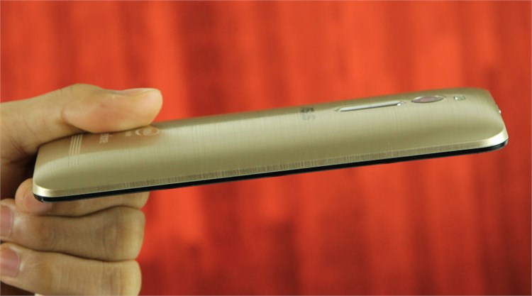 Điện thoại Asus Zenfone 2 1.8Ghz/2G/32G