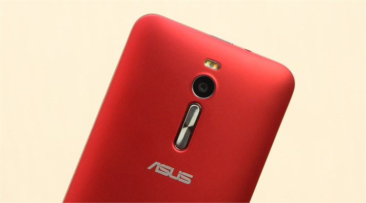 Điện thoại Asus Zenfone 2 1.8Ghz/2G/16G Màu Đỏ