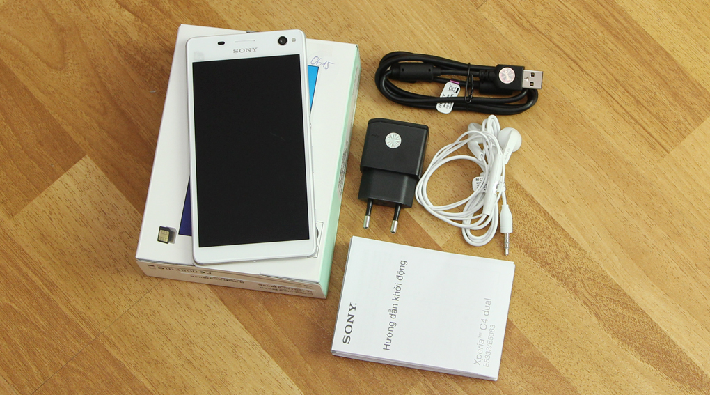 Bộ sản phẩm gồm: Hộp, Tai nghe, Sách hướng dẫn, Cáp