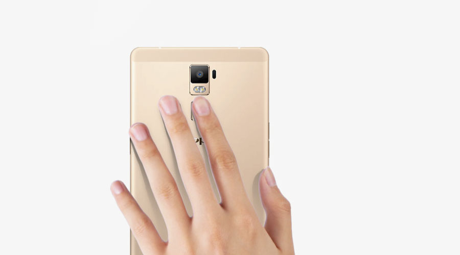 Bảo mật hơn với cảm biến vân tay được đặt ở mặt lưng của sản phẩm.