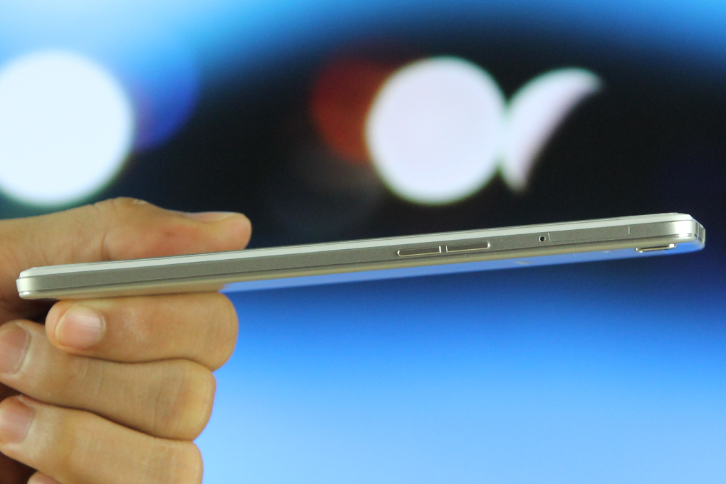 Điện thoại OPPO R7 Lite