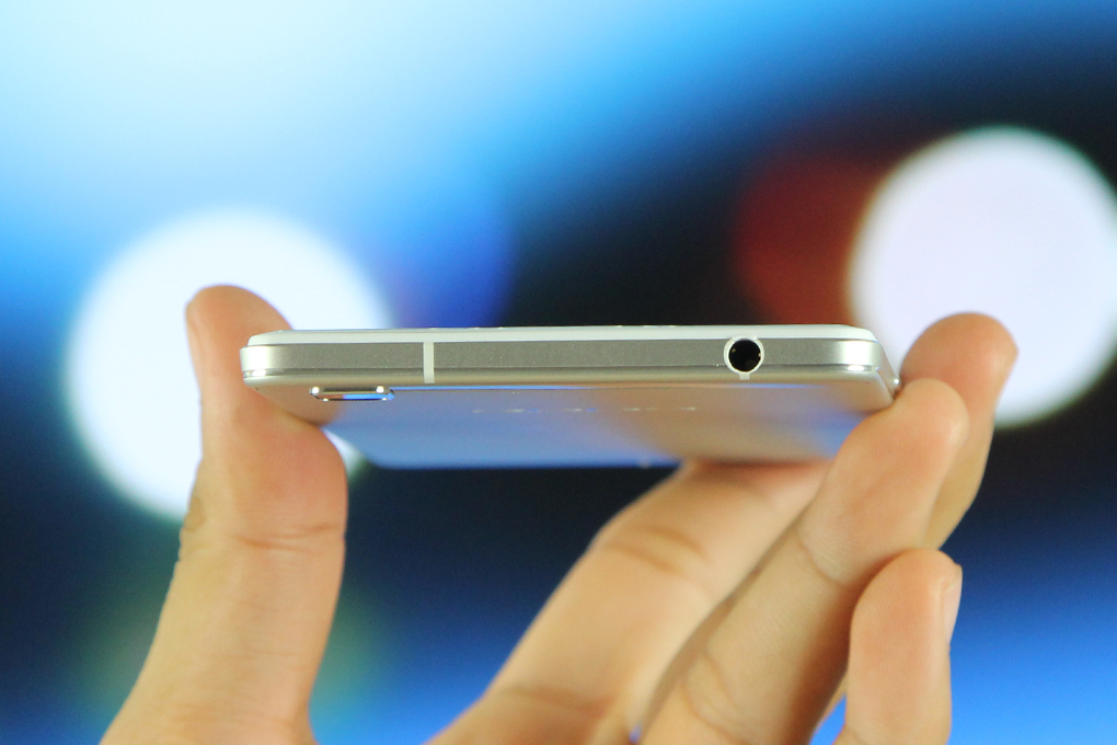 Điện thoại OPPO R7 Lite