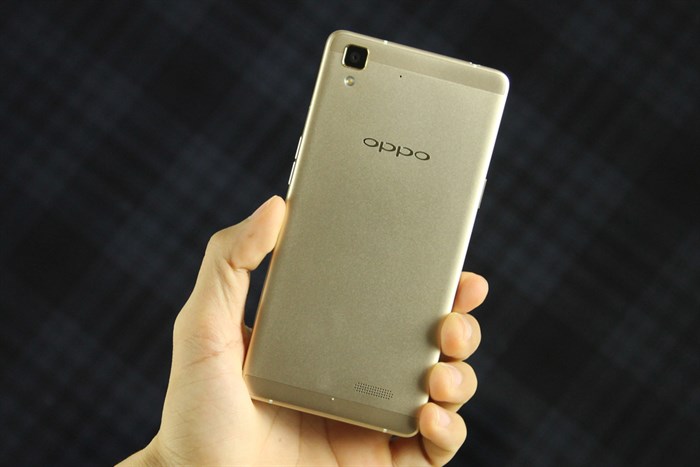 Điện thoại OPPO R7 Lite