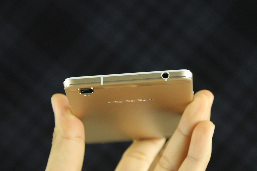 Điện thoại OPPO R7 Lite