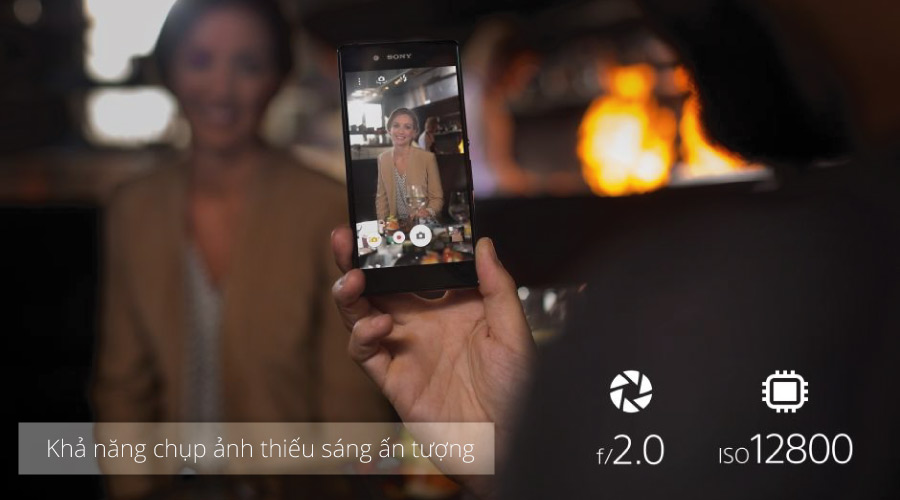 Camera với cảm biến Exmor RS cho khả năng chụp ảnh cực kỳ ấn tượng.