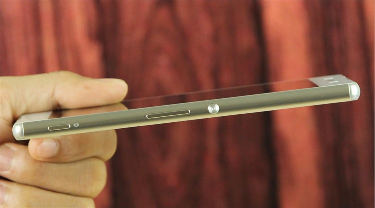 Điện thoại Sony Xperia Z3 Plus