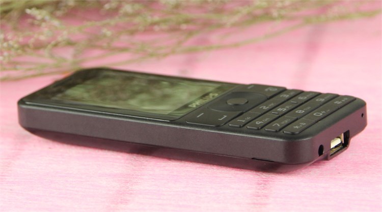 Điện thoại Philips E180 Màu Đen