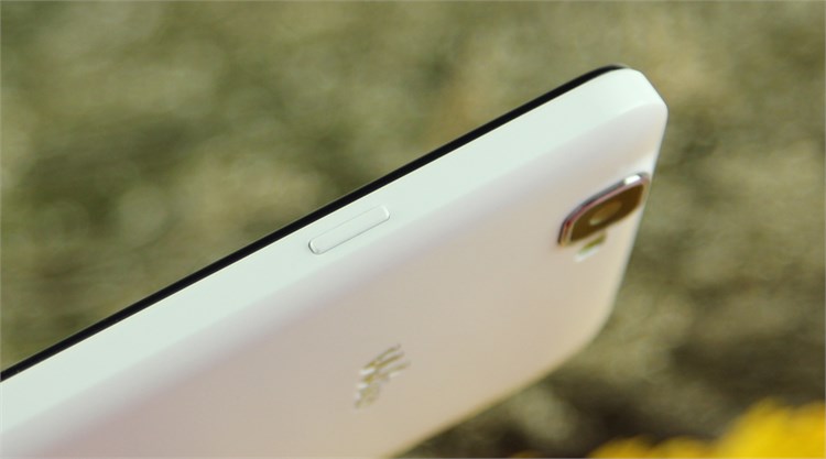 Điện thoại Wiko Rainbow