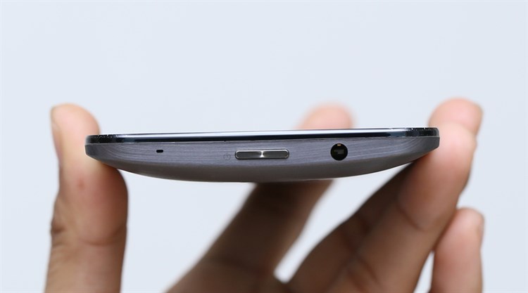 Điện thoại Asus Zenfone Selfie