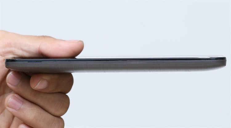 Điện thoại Asus Zenfone Selfie