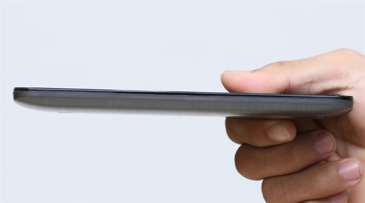 Điện thoại Asus Zenfone Selfie