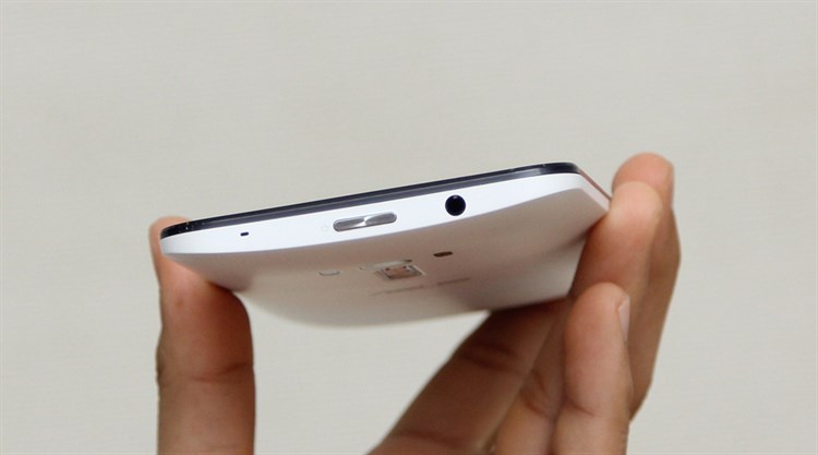 Điện thoại Asus Zenfone Selfie