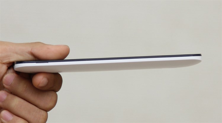 Điện thoại Asus Zenfone Selfie