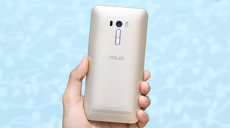 Điện thoại Asus Zenfone Selfie