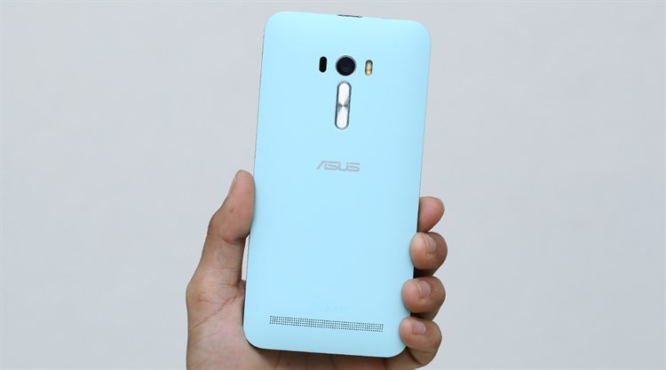 Điện thoại Asus Zenfone Selfie