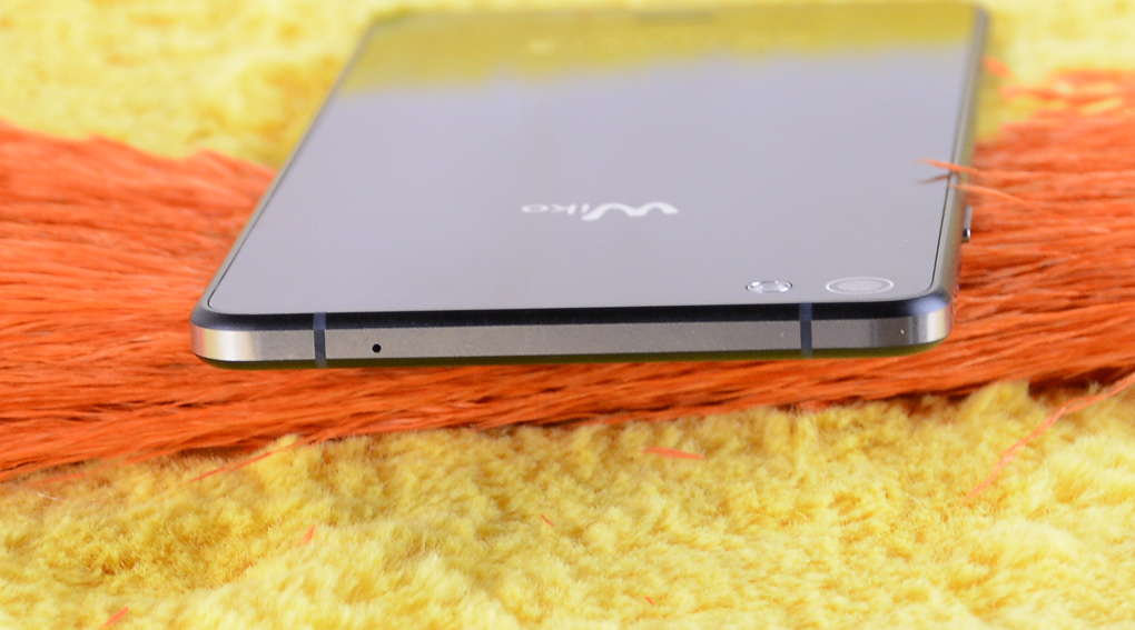 Điện thoại Wiko Highway Pure