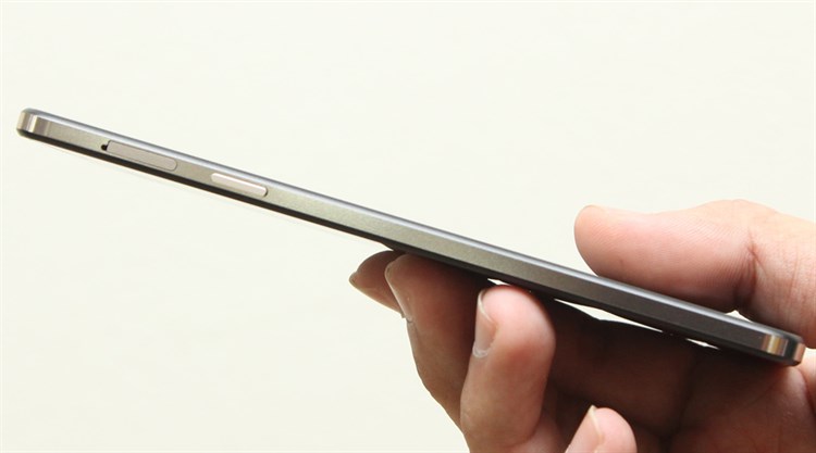 Điện thoại Wiko Highway Pure