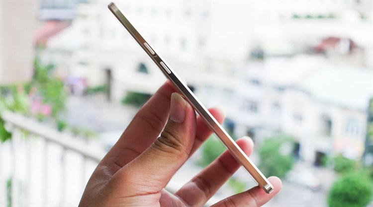 Điện thoại Wiko Highway Pure