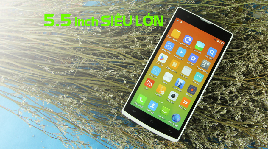 <p>M&agrave;n h&igrave;nh lớn 5.5 inch cho bạn trải nghiệm giải tr&iacute;, xem phim thật đ&atilde;. Tấm l&oacute;t nền IPS hiển thị m&agrave;u sắc trung thực ở mọi g&oacute;c nh&igrave;n.</p>