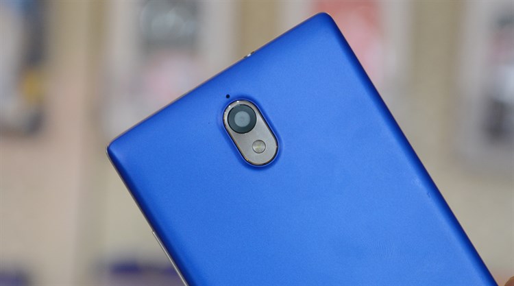 Điện thoại Wing Iris 55 Màu Xanh Dương