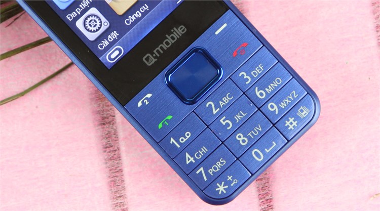 Điện thoại Q-Mobile Lim P01