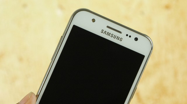 Camera trước 5MP Camera trước 5MP