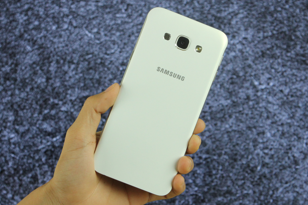 Điện thoại Samsung Galaxy A8