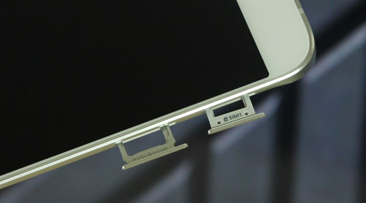 Điện thoại Samsung Galaxy A8