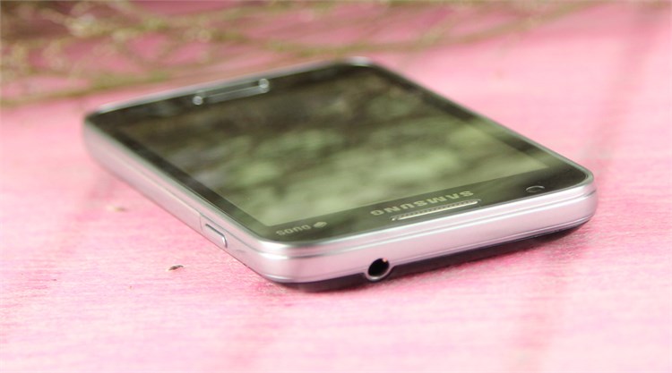 Điện thoại Samsung Galaxy V plus Màu Đen