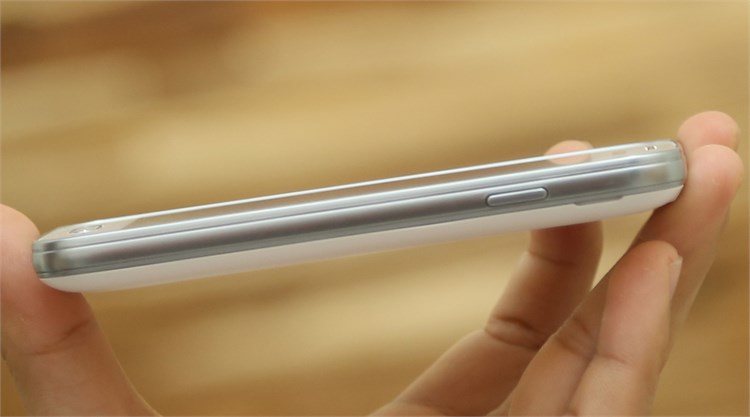 Điện thoại Samsung Galaxy V plus Màu Trắng