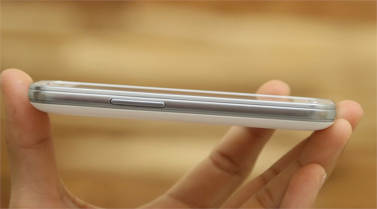 Điện thoại Samsung Galaxy V plus Màu Trắng