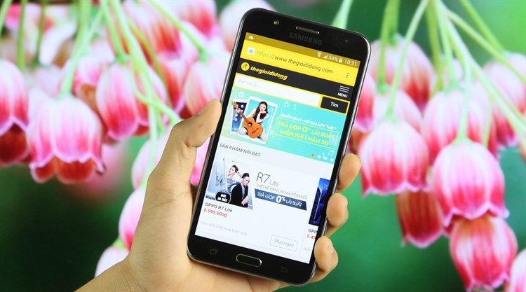 Điện thoại Samsung Galaxy J7 (2015) Màu Đen