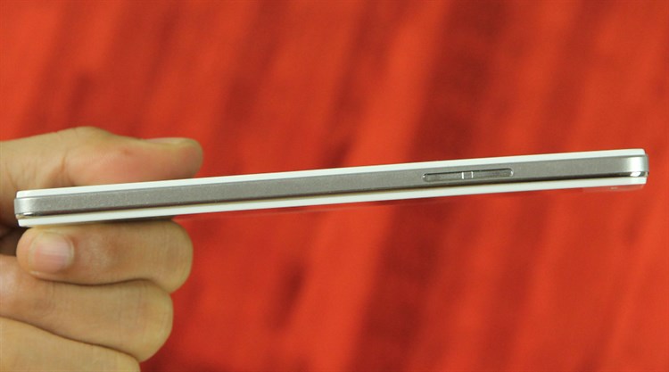 Điện thoại OPPO Mirror 5