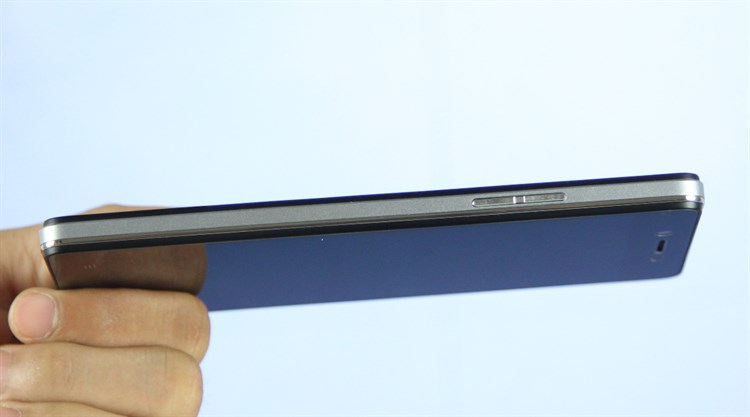 Điện thoại OPPO Mirror 5