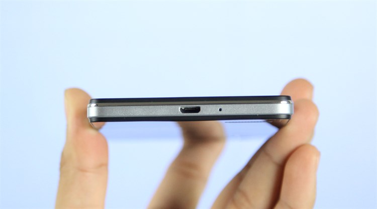 Điện thoại OPPO Mirror 5