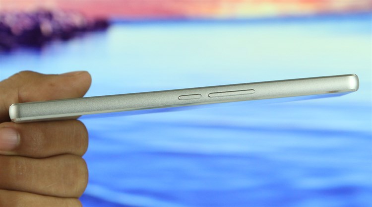 Điện thoại Mobiistar Prime Xense Màu Trắng