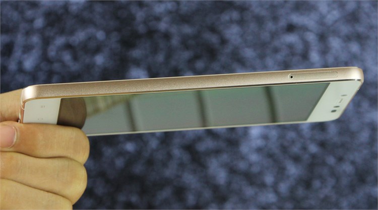 Điện thoại Q GLAM