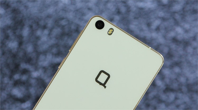 Điện thoại Q GLAM