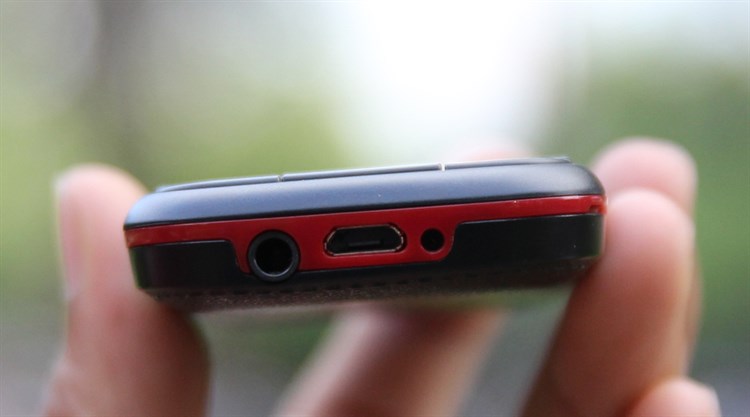 Điện thoại Mobiistar B219